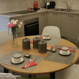 ROSSO MELOGRANO appartamento