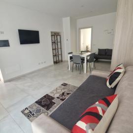 Enissa, hotelli kohteessa Cislago