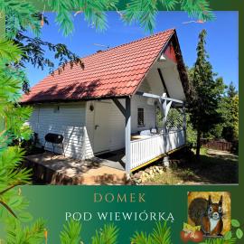 Domek pod Wiewiórką, hotell i Rychwałd