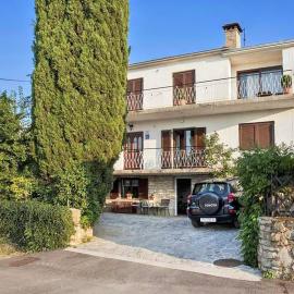 Apartments with parking space Rovinj - 23505
