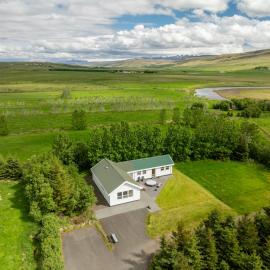 Laugavellir - House, hotel a Kleppjárnsreykir