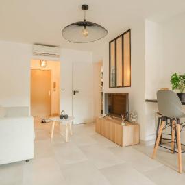"Le Méditerranée" Plein centre, Terrasse, Rénové, מלון במנטון