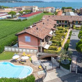 Lago di Garda a 300m - House in Manerba