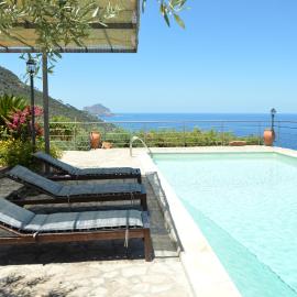 Villa Spettacolare Vista Mare, Hotel in SantʼAmbrogio