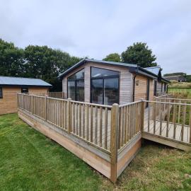 Cove Lodge