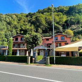 Hotel Grotto Bagat、ラヴェーナ・ポンテ・トレーザのホテル