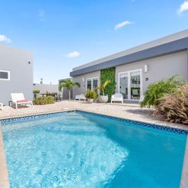 New Luxury 1BR w Pool & BBQ5MIN to Eagle Beach