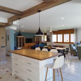 Villa San Lure Jaca: Jaca'da bir otel