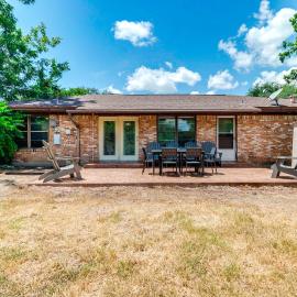 2 Mi to Kyle Field: Bryan Home w/ Fenced Yard