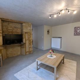 Maison de campagne, vue campagne - 5 pers., Hotel in Han-lès-Juvigny