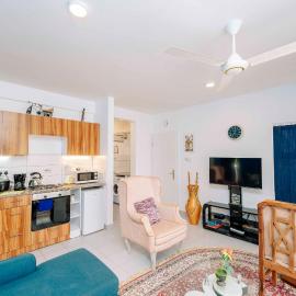 Zanzibar,Fumbatown Cozy 1 bed Apartment โรงแรมในFumba