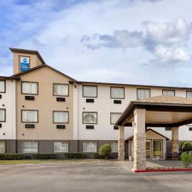 Best Western Greentree Inn & Suites，摩爾的飯店