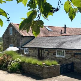 Twattleton Cottage Kilburn Yorkshire - Beautiful views, hotel v destinaci York