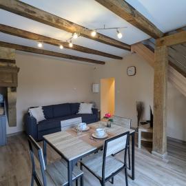 Appartement Cosy avec Jardin et Terrasse – Confort et Charme à la Campagne - FR-1-585-134, Hotel in Han-lès-Juvigny