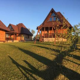 Mašine kolibe, hotel a Kaludjerske Bare