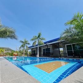 ต้นหว้ารีสอร์ท Tonwa resort, hotel v destinácii Chao Lao Beach