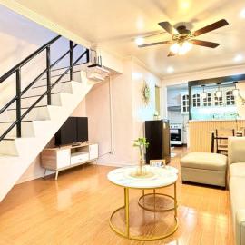 Unit 1 - Affordable Home Near Mactan Cebu Airport, hotel in Bankal