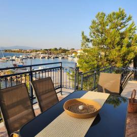 Ocean Vista Retreat – hotel w mieście Skála
