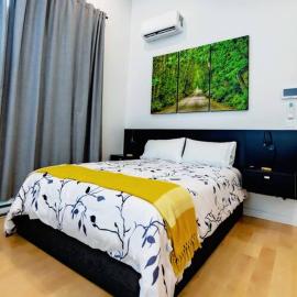LuxQuarters Blueberry Studio, hotell sihtkohas Kitimat