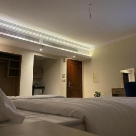 مرافق سياحية خاصة, hotel i Quwayzah
