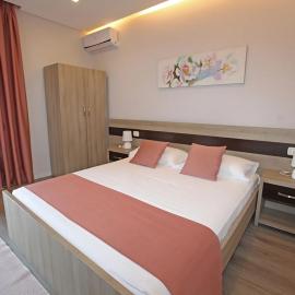 Hotel Star, hotell i Saranda