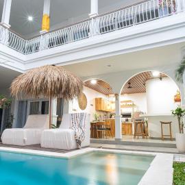 Tirta Mumbul Villa, hotell i Badung