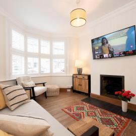 Quaint Victorian Cottage great transport to London - Pass the Keys