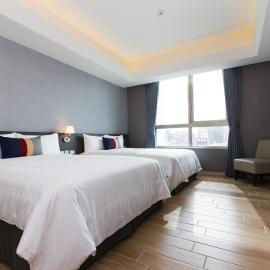 CHECK inn New Taipei LuZhou, hotell i Taipei