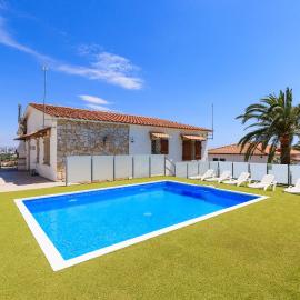 PANORAMIC VILLA - Only Families