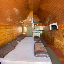 Home Ariksa Cabin, hotelli kohteessa Diyeng