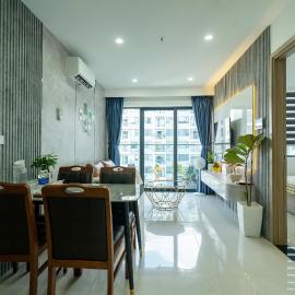 Hue Oi Homestay - Spacious 2-Bedroom Apartment with Balcony and Pool