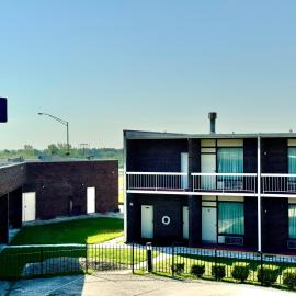 FairBridge Inn Express Hiawatha, hotel in Hiawatha