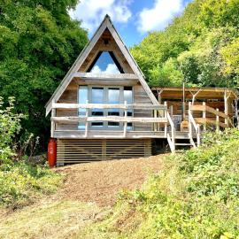 Sparrow Cabin Hot Tub, hotel a Barham