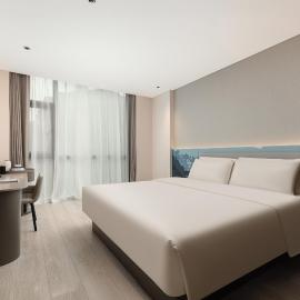 Atour Light Hotel Nanjing Baijia Lake Shuanglong Avenue、Jiangningのホテル