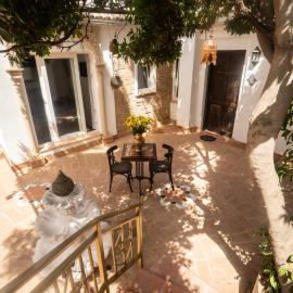 La Perla del Oriente – hotel w Grenadzie