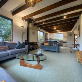 Entire house and garden - River Retreat, Hotel in Albert Town