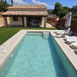 Utopia, hotel sa Puigventos