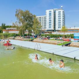 Hotel Helikon, Keszthely, hotel di Keszthely