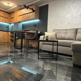 KA apartment Luxury 1, hotel in Kazanlŭk