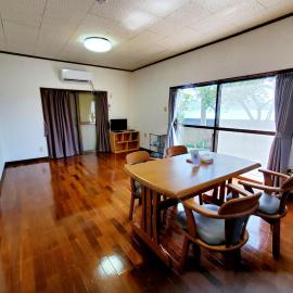 一棟貸し みじょら しーばなコテージ, hotel v destinaci Akagina