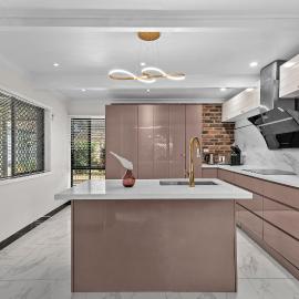 Luxury Living 2B2B in Southern Brisbane Parking