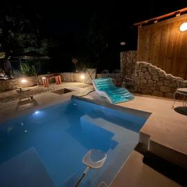 The 10k Stones Villa