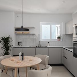 Modern 2BR Apartment with Outside Furniture - Close to Sliema, Saint Julians & Valletta, hotel em Msida