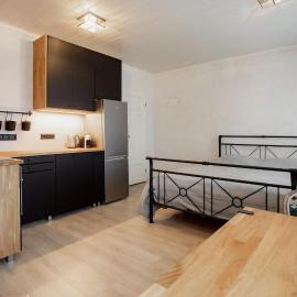 Von Aghte Small Studio