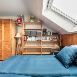 Cozy room in residential Alkmaar - Free parking, hotel in Alkmaar