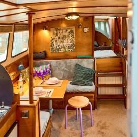 Gemütliches Wohnschiff, hótel í Brandenburg