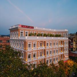 TRIBUTE Hotel, hotel en Shkodër