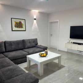 BLUE SKY Apartments, хотел в Сараево