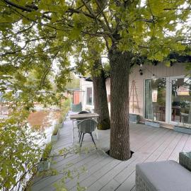 Charlies Chalet, hotel u gradu Gel