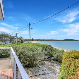 Jimmys Beach Waterfront